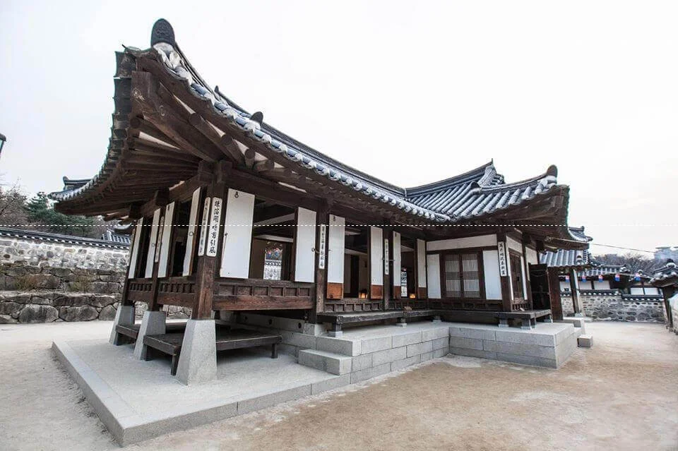 Kiến trúc nhà gỗ Hanok Hàn Quốc