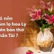 Có nên cắm hoa ly trên bàn thờ Thần Tài? [Chuyên gia giải đáp]