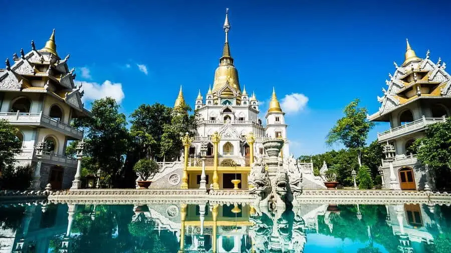 Chùa Bửu Long (TP.HCM): Sự giao thoa văn hóa Phật giáo